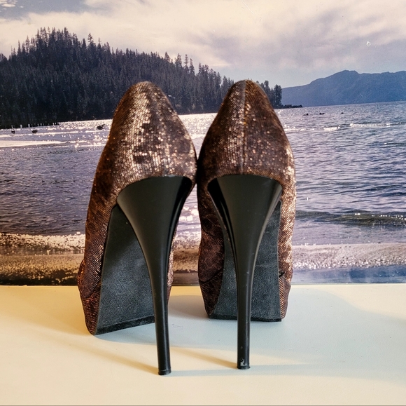 Charlotte Russe Platform Heels - Picture 3 of 15